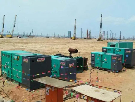 景泰柴油发电机组干式空气滤清器的维护成本高吗？