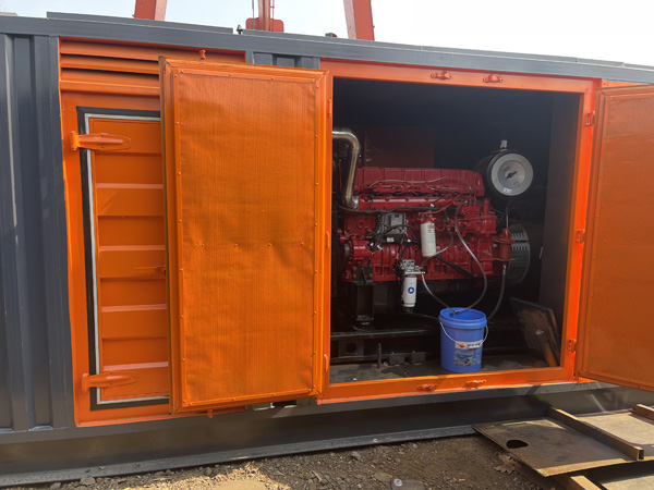 景泰柴油发电机组在高温环境下运行时需要注意哪些问题？